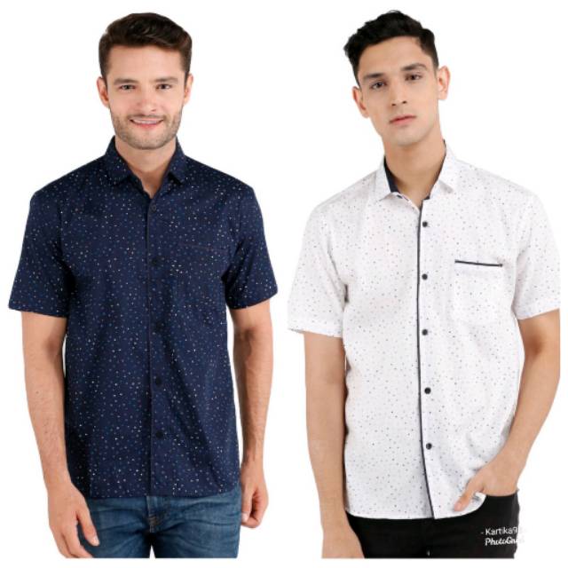 Kemeja Pria Lengan Pendek Mini Triangles by Dazed Fashion