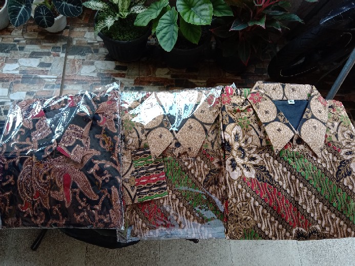 Kemeja Batik Pria Lengan Panjang Primisima Baju Batik Pria Lengan Panjang Reguler Fit Batik Solo