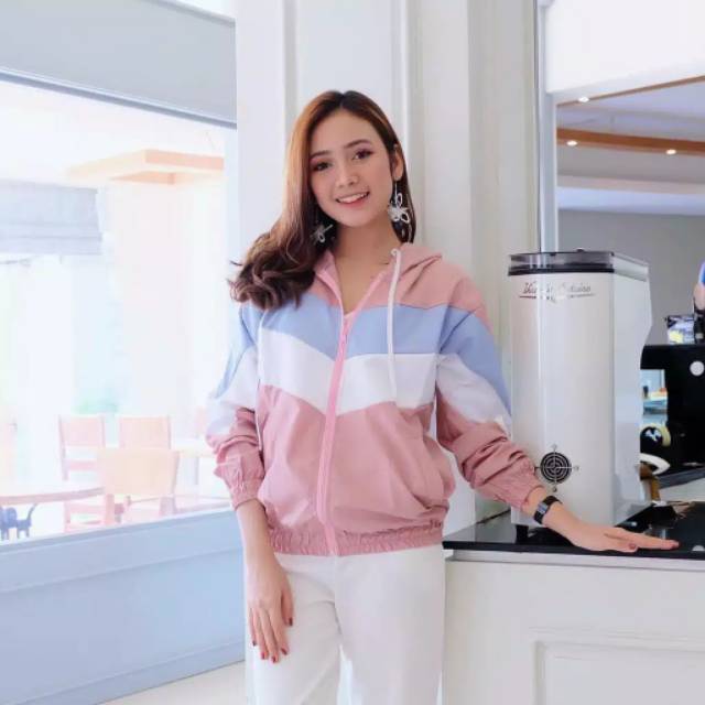 Lumino Jaket Hoodie wanita -  Jaket Parasut Hoodie Wanita