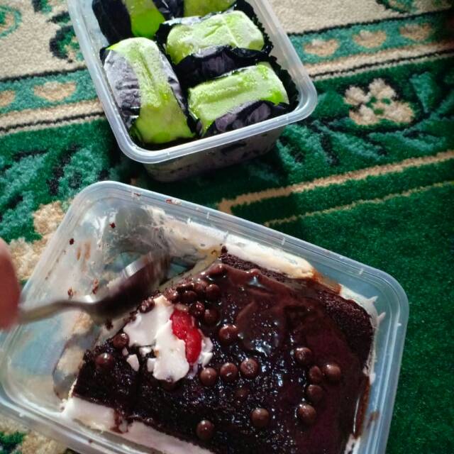 

Browdur n pancake rasa tdk di ragukan lagi legit bgt. No pemanis pewarna..