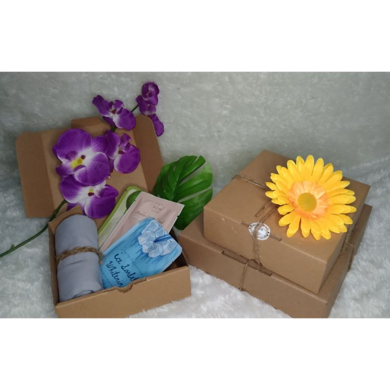 

hampers box hijabers