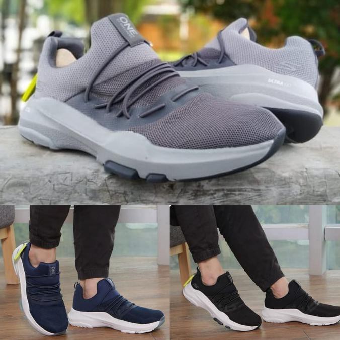 Sepatu Pria Skechers/ Skecher/ Sketchers Ultra One Element Man - Hitam, 40