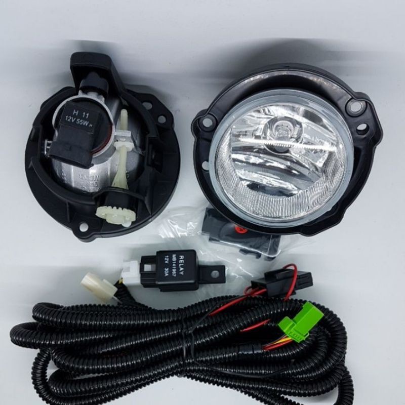 lampu bemper / fog lamp  avanza xenia 2012 on