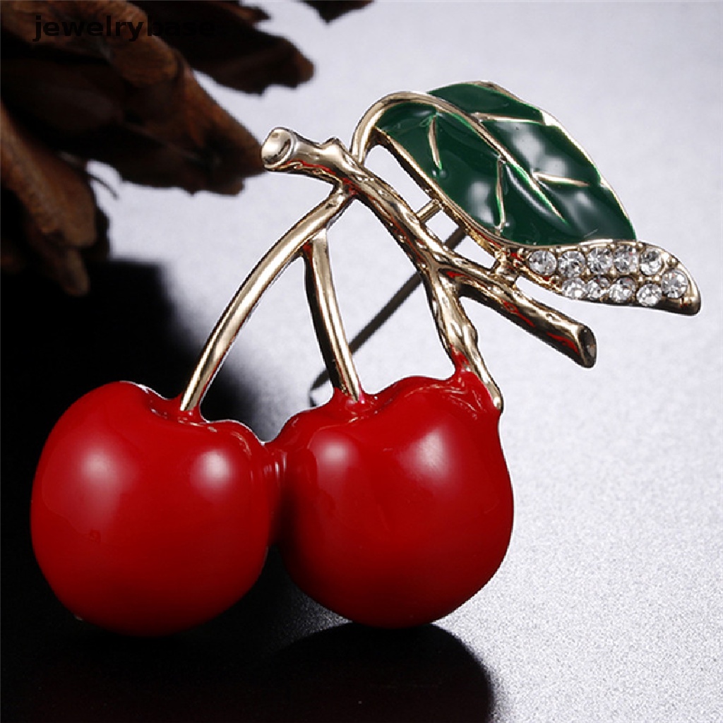 Bros Pin Enamel Bentuk Cherry Merah Bahan Metal Aksen Kristal Untuk Sweater