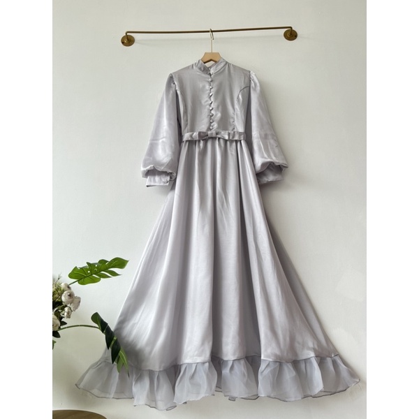 ellsa satin maxy