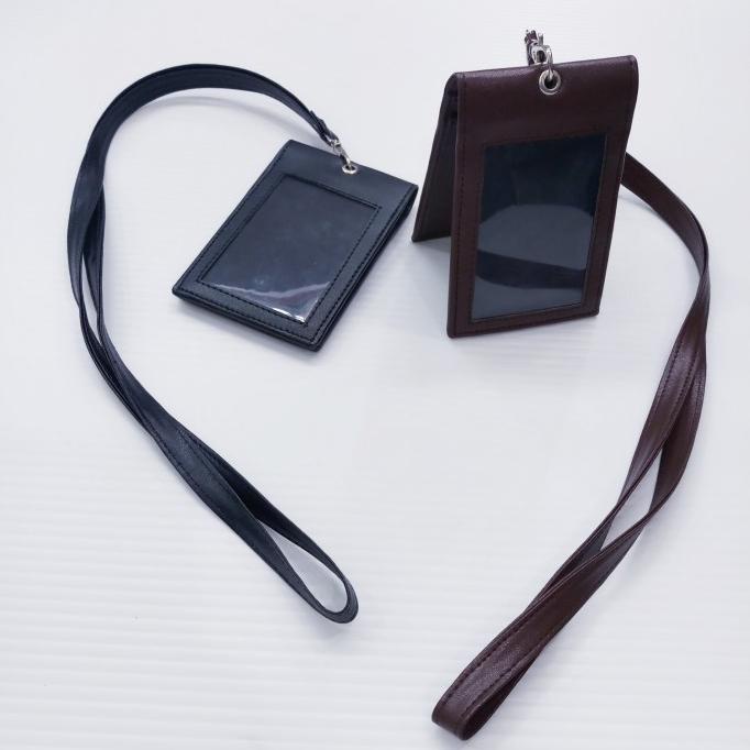 

Office & Stationery | Document Organizer | Card Holder/Gantungan Id Card Kulit | Best Seller