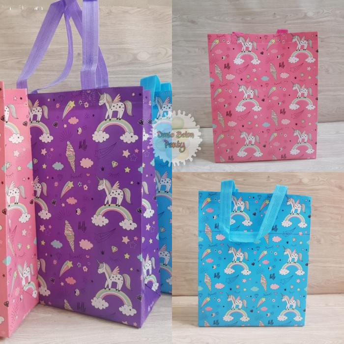 Tas Souvenir Ulang Tahun Anak / Goodie Bag / Tas Ulang Tahun Unicorn-M