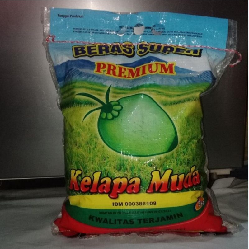 

Beras Kelapa Muda 5 Kg