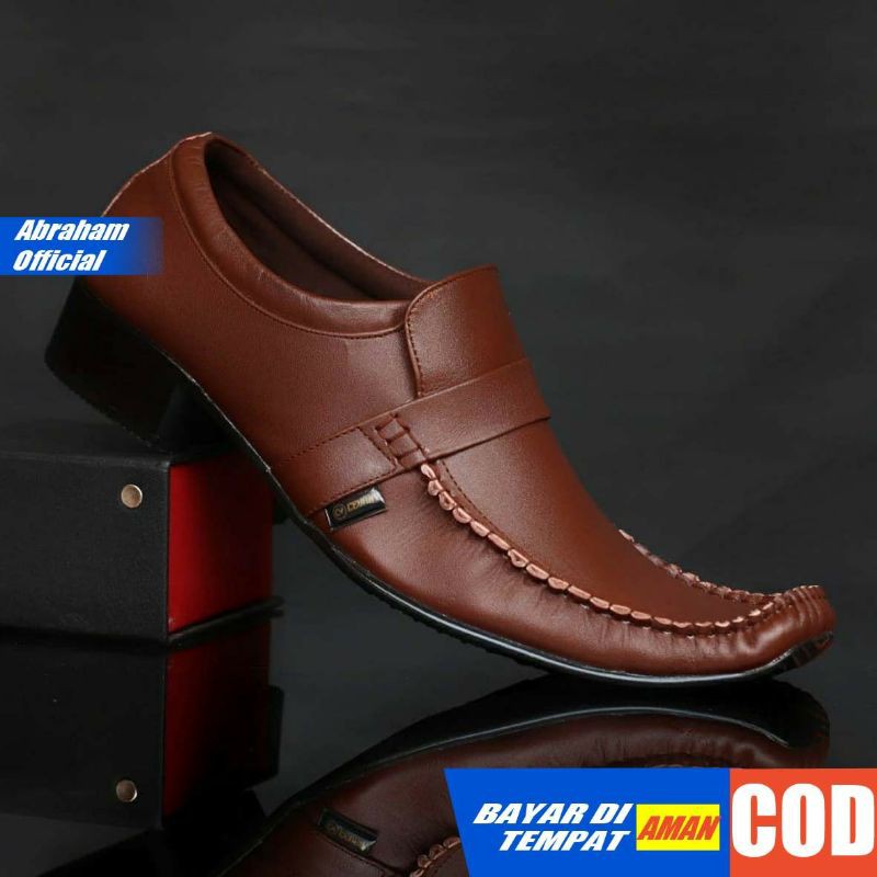 DIO Sepatu Formal Pria Sepatu Kerja Kantor Pria Kulit Asli Sepatu Pria Casual Pantofel Cowok / Cowo