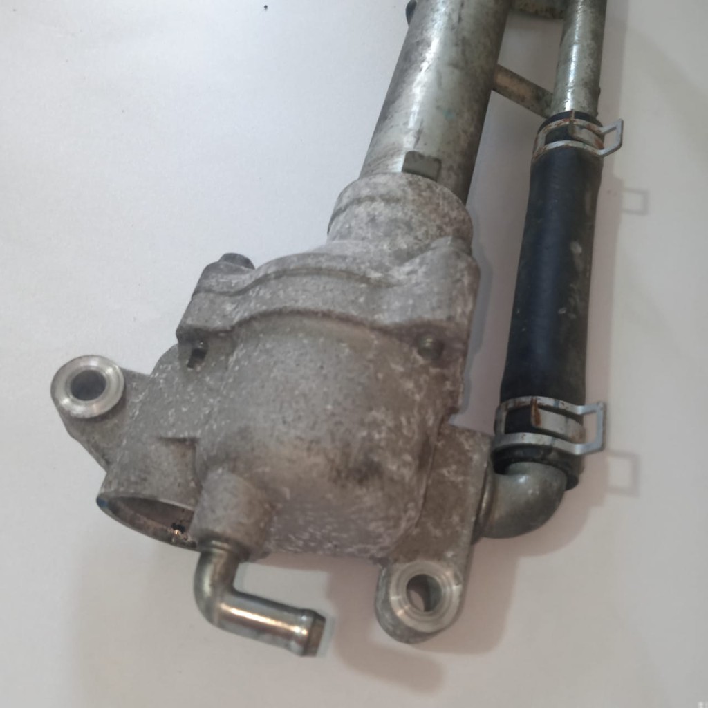 Rumah Thermostat Termostat Pipa air radiator mesin suzuki aerio Water Outlet copotan original ori as