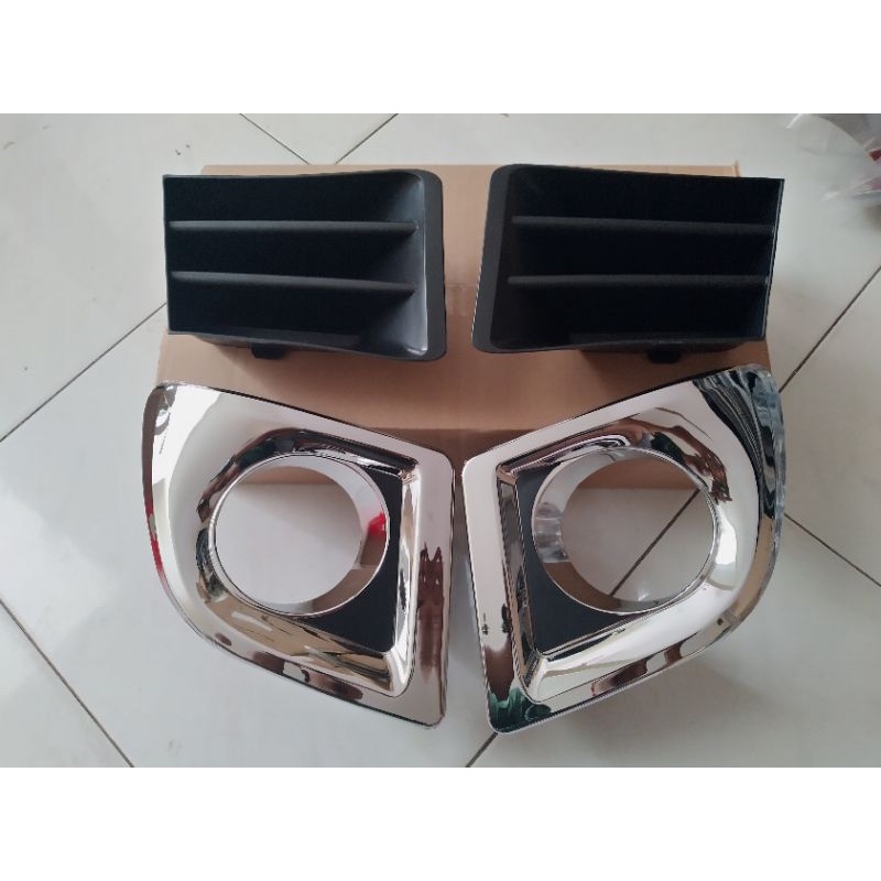Paket Ring Fog lamp/ Kisis-kisi Bumper depan Mobil Avanza VVT-i 2008-2011