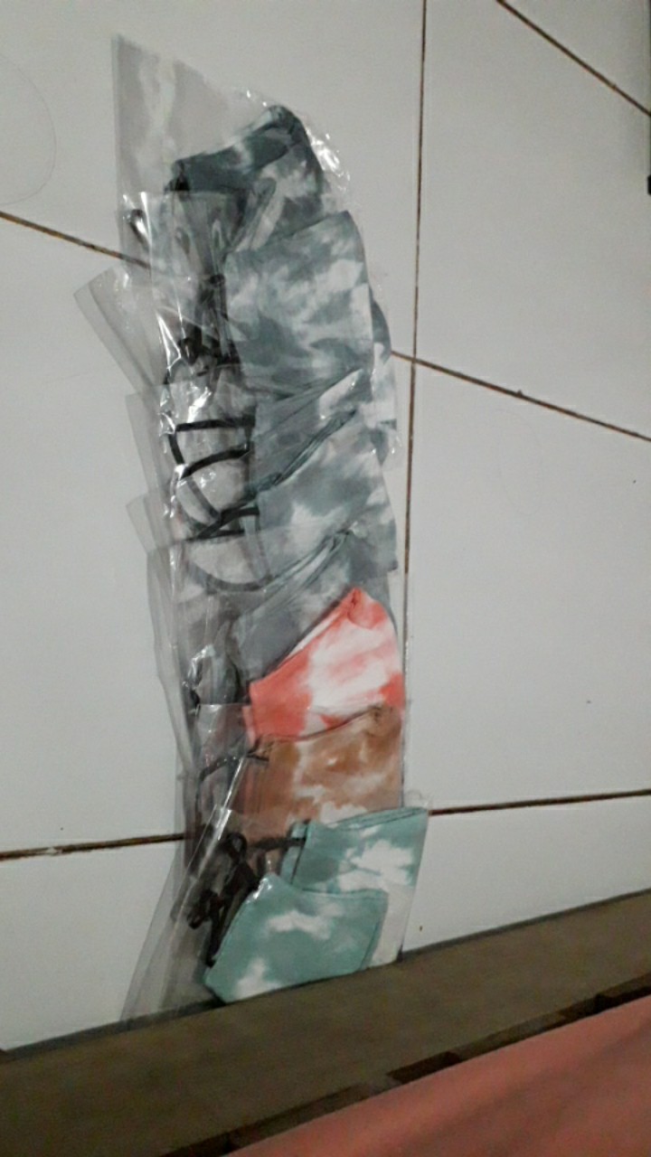 Masker Tiedye Lusinan