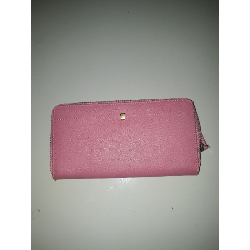 dompet prada milano