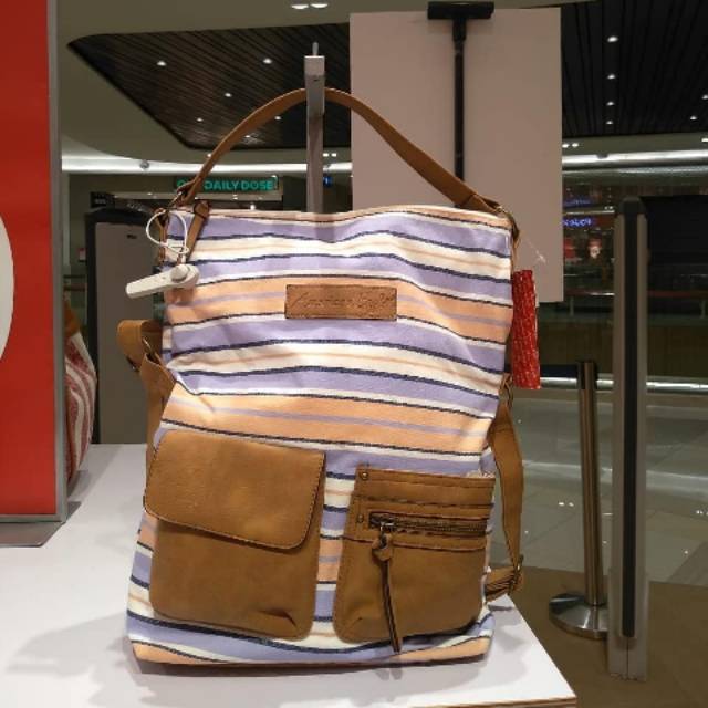 Payless Tas American eagle harga normal 379.000