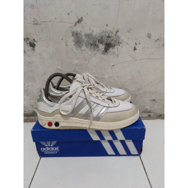 Sepatu Adidas Galaxy Spezial