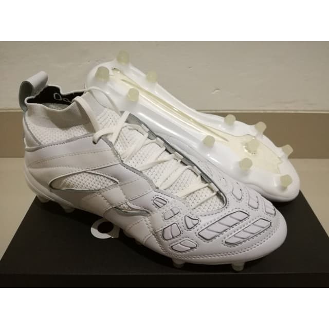 Sepatu Bola - Soccer Adidas Predator Accelerator Beckham White - FG