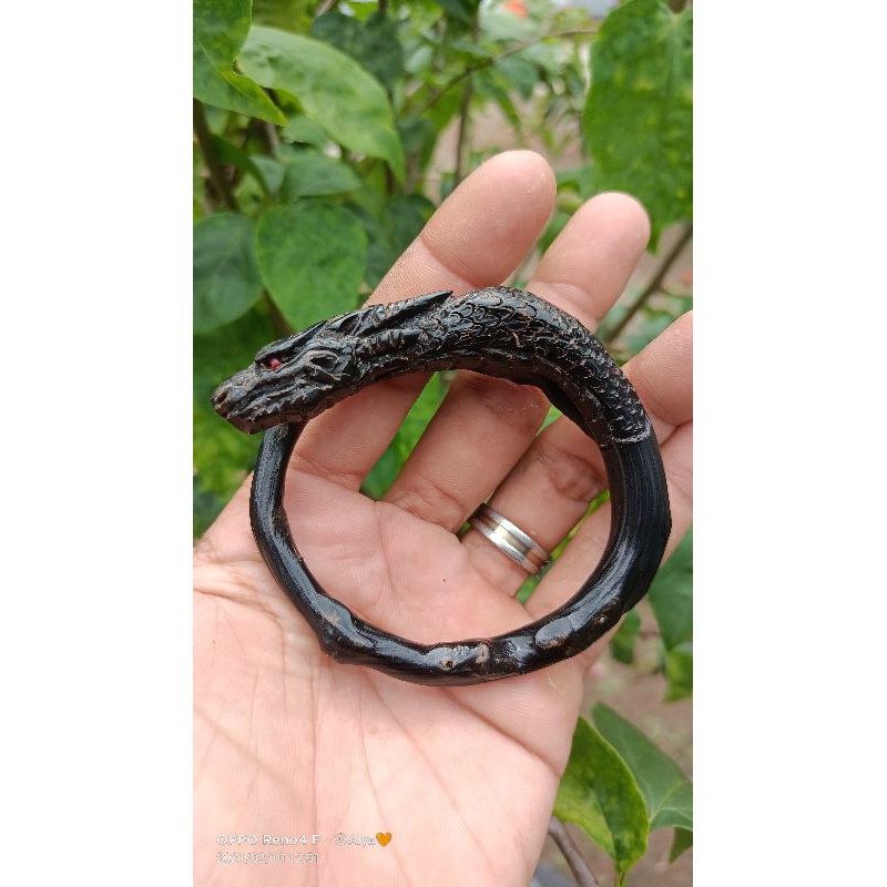Akar Bahar Hitam Ukir Naga