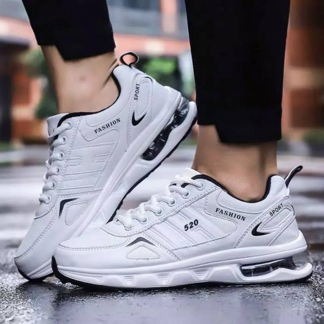 SEPATU ADIDAS SPORT