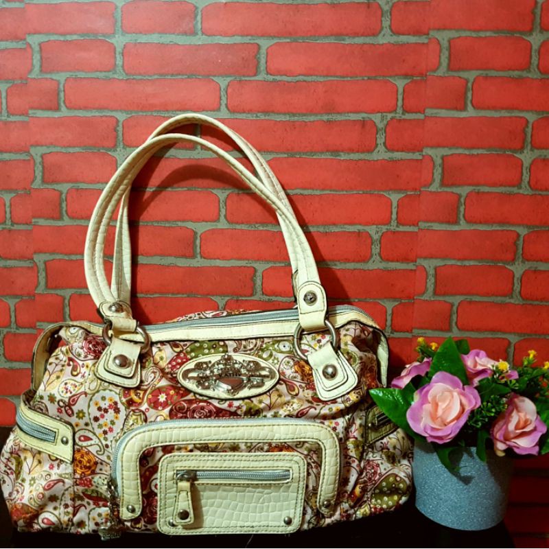 Preloved Tas Kathy Van Zeeland