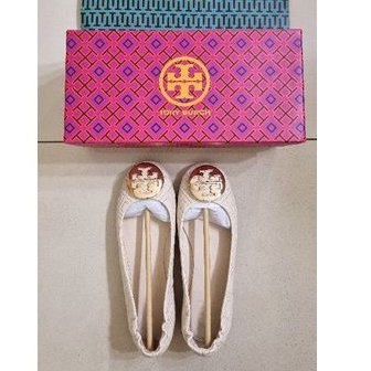 Sepatu Tory Burch Ballerina Flat Shoes Cream Original