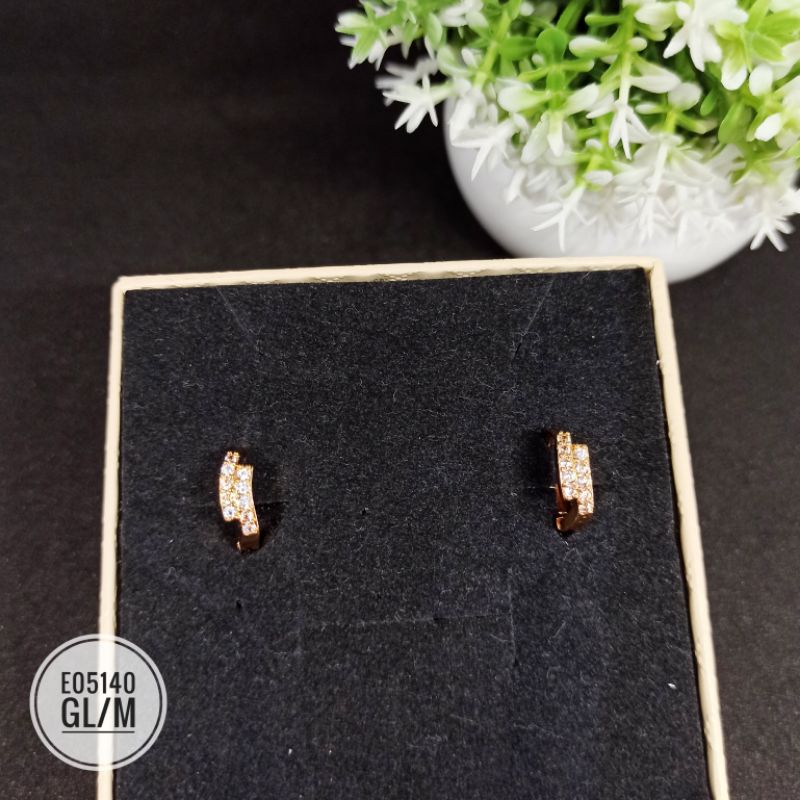 Anting Fashion Gipsy Zircon E05140