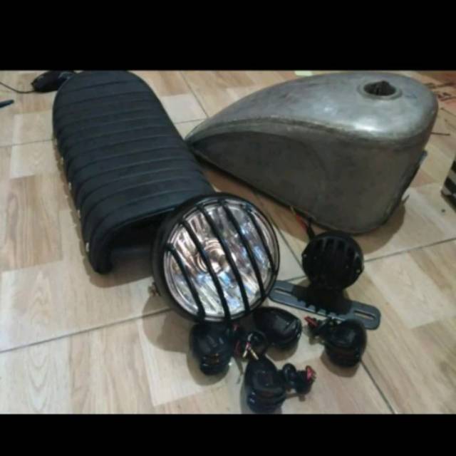 paket japstyle tracker - jok japstyle - sein gril - stoplamp gril - lampu depan japstyle -