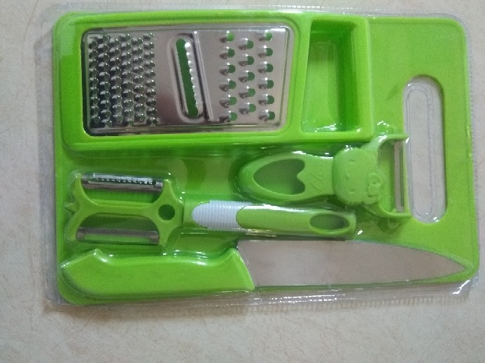 Set Talenan Pisau / Set Talenen Dapur Lengkap Parutan Dan Peeler 6 In 1