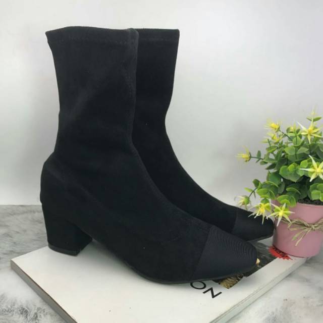 SEPATU WANITA BOOT HEEL SQUARE FASHION IMPORT