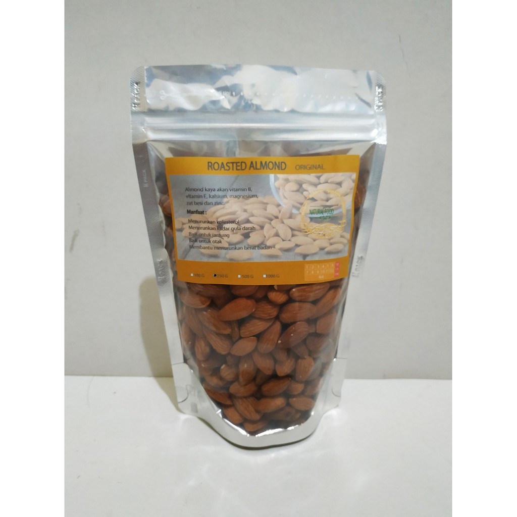 

Roasted Almond (Almond Panggang) - Original 250 gr