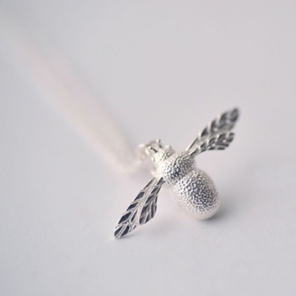 Hu Hu Hu Hu Hu Alat Bantu Pasang Kacamata♡ Kalung Rantai Choker Wanita Dengan Liontin Lebah Untuk Pesta Malam