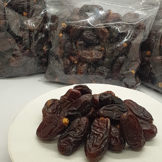 

Kurma Madinah 500gr//oleh oleh haji dan umroh (exp 2027)