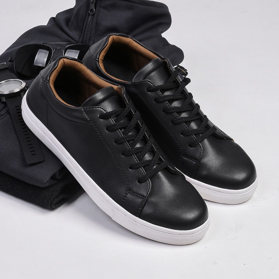 MEDIANT BLACK |ManNeedMe x Reyl| Sepatu Sneakers Pria Casual Shoes ORIGINAL