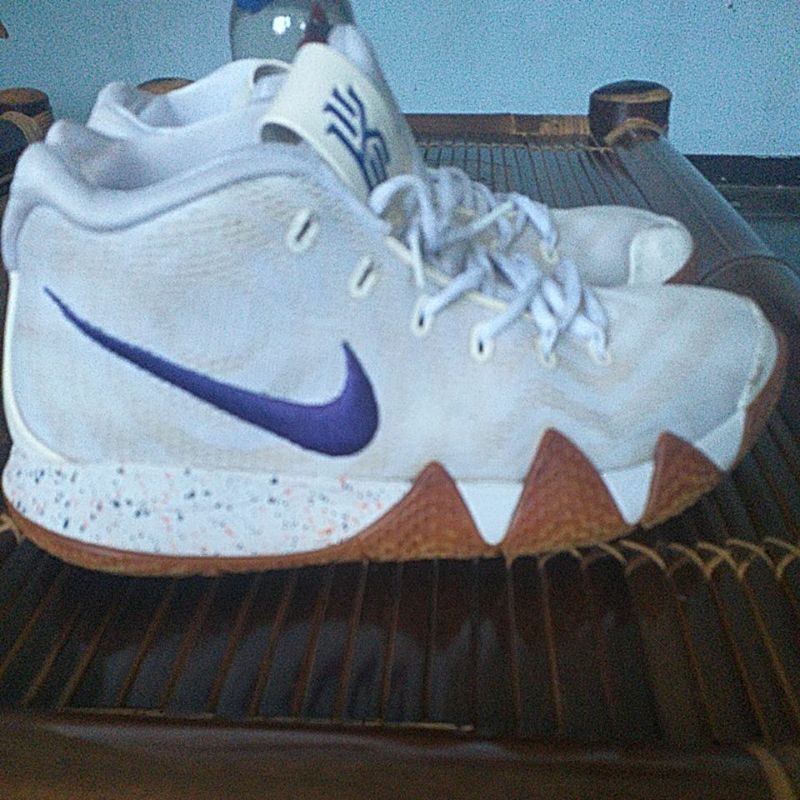 sepatu basket kyrie 4 uncle drew Second ORIGINAL......