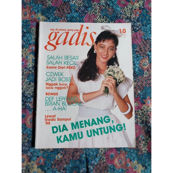 majalah gadis cover karina suwandi 1988