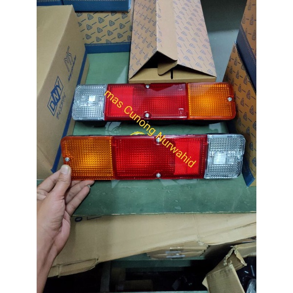 Stop lamp lampu belakang Suzuki carry 1,0 Futura APV Mega carry