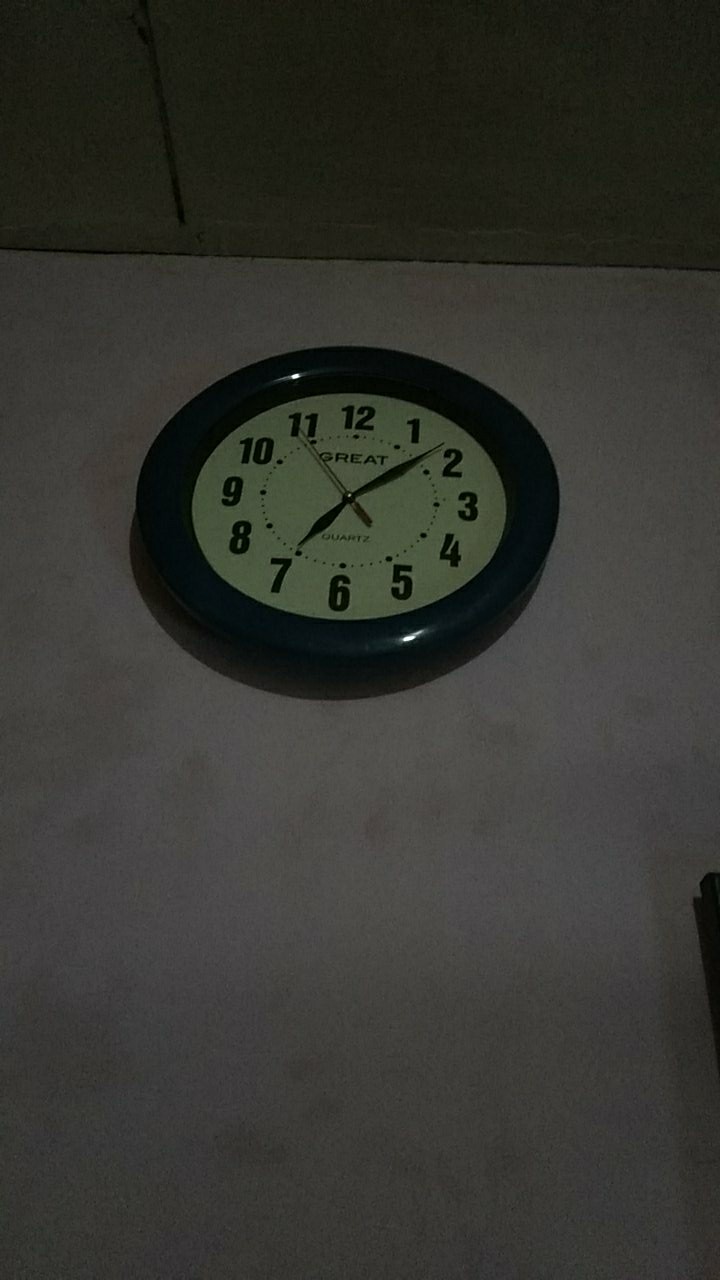 Jam Dinding Great 898 / 999 Detak Diameter 30 Cm Best Seller