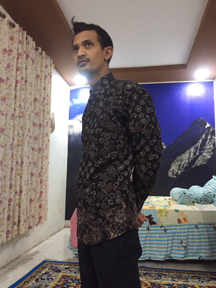 Kemeja Batik Pria Lengan Panjang Slimfit Slim Fit Premium Motif Capung Warna Hitam 725295 Cap 72