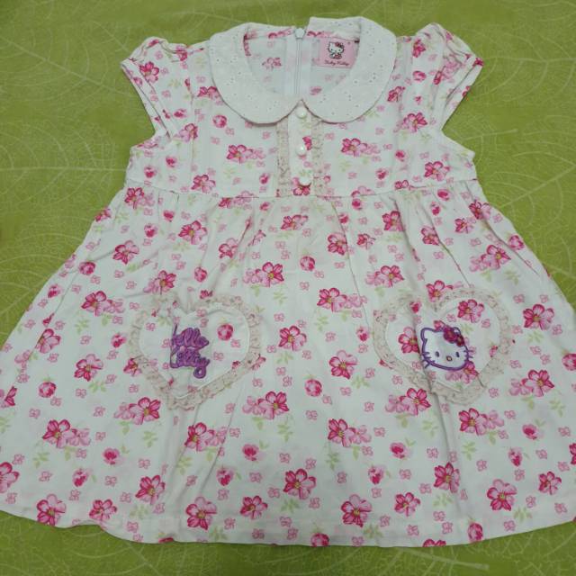 Dress putih hello kitty sanrio