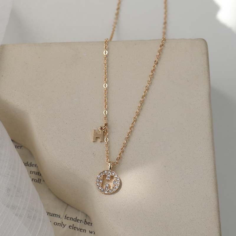 Gentle H Letter Necklace Korean Version of The Clavicle Chain  Female Light Luxury Niche Niche Design Necklace Ins Simple
