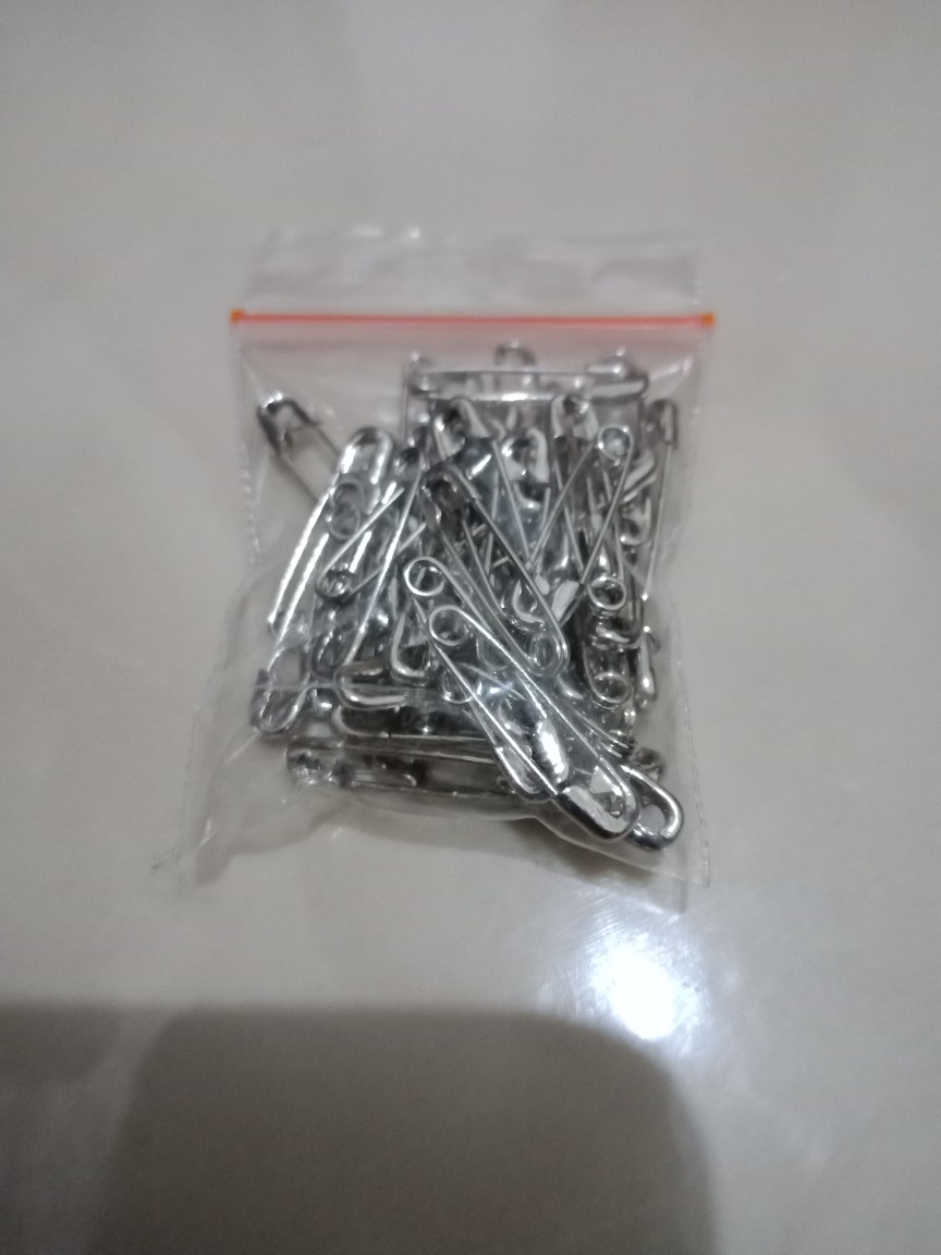 Peniti Premium Newey Silver Size Kecil Bagus Kuat Tebal Tajam