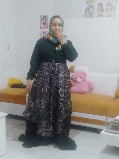 Batik Couple Keluarga Gamis Polos Syari Terbaru