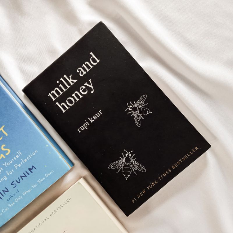 Milk and Honey - Rupi Kaur | Buku Impor Original