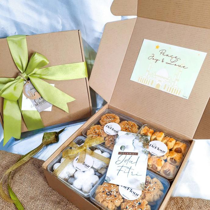 

Parsel Ramadan Kue Kering Deflourbakes Premium Hampers Lebaran Set A - Box Of Four Kayimarket1696
