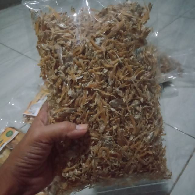 

Ikan teri kering tawar