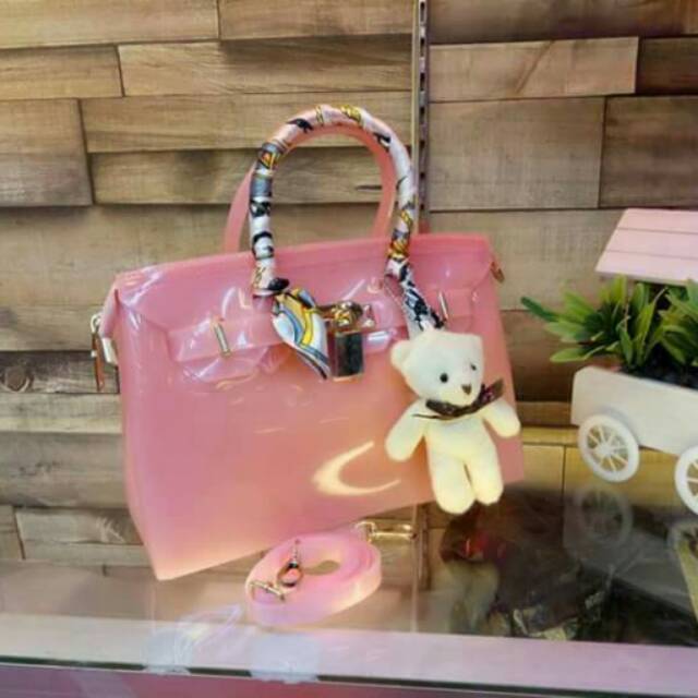 

Hb resleting uk 27cm