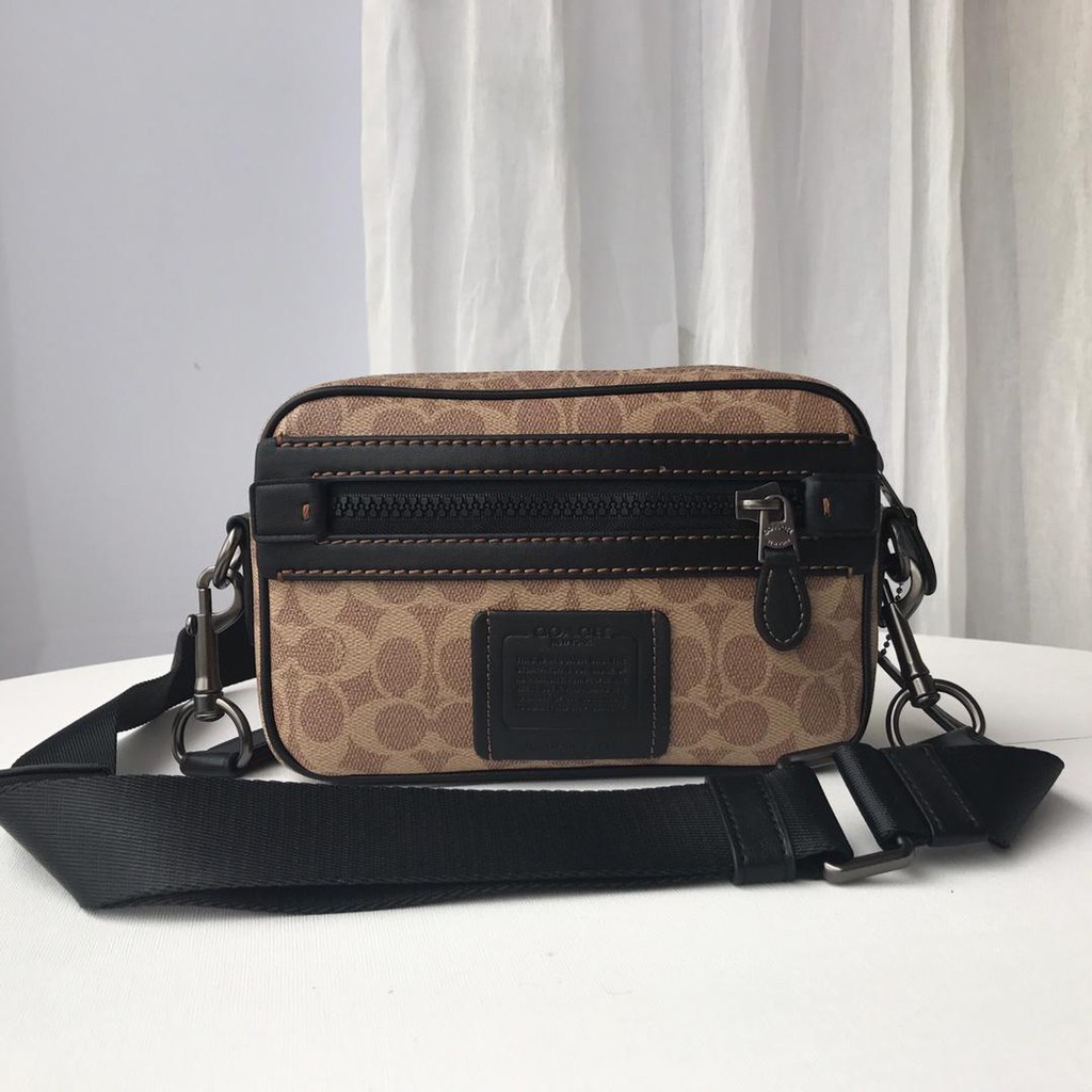 TAS PRIA SELEMPANG BAHU PRIA ACADEMY GRAHAM CROSSBODY BAG SIGNATURE CANVAS BLACK BROWN 69333