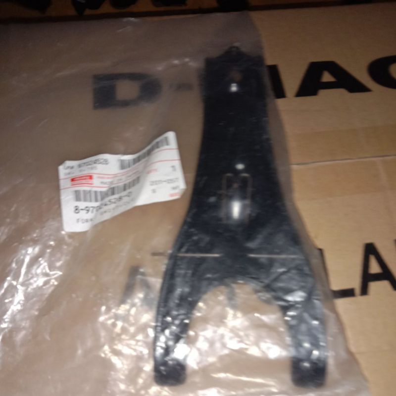 garpu kopling isuzu elf nhr 55