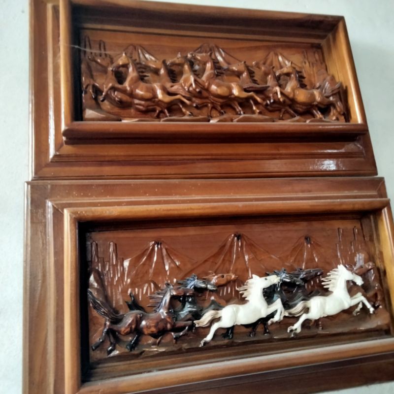 HIASAN DINDING PATUNG KUDA KAYU JATI FURNITURE MINIMALIS JEPARA