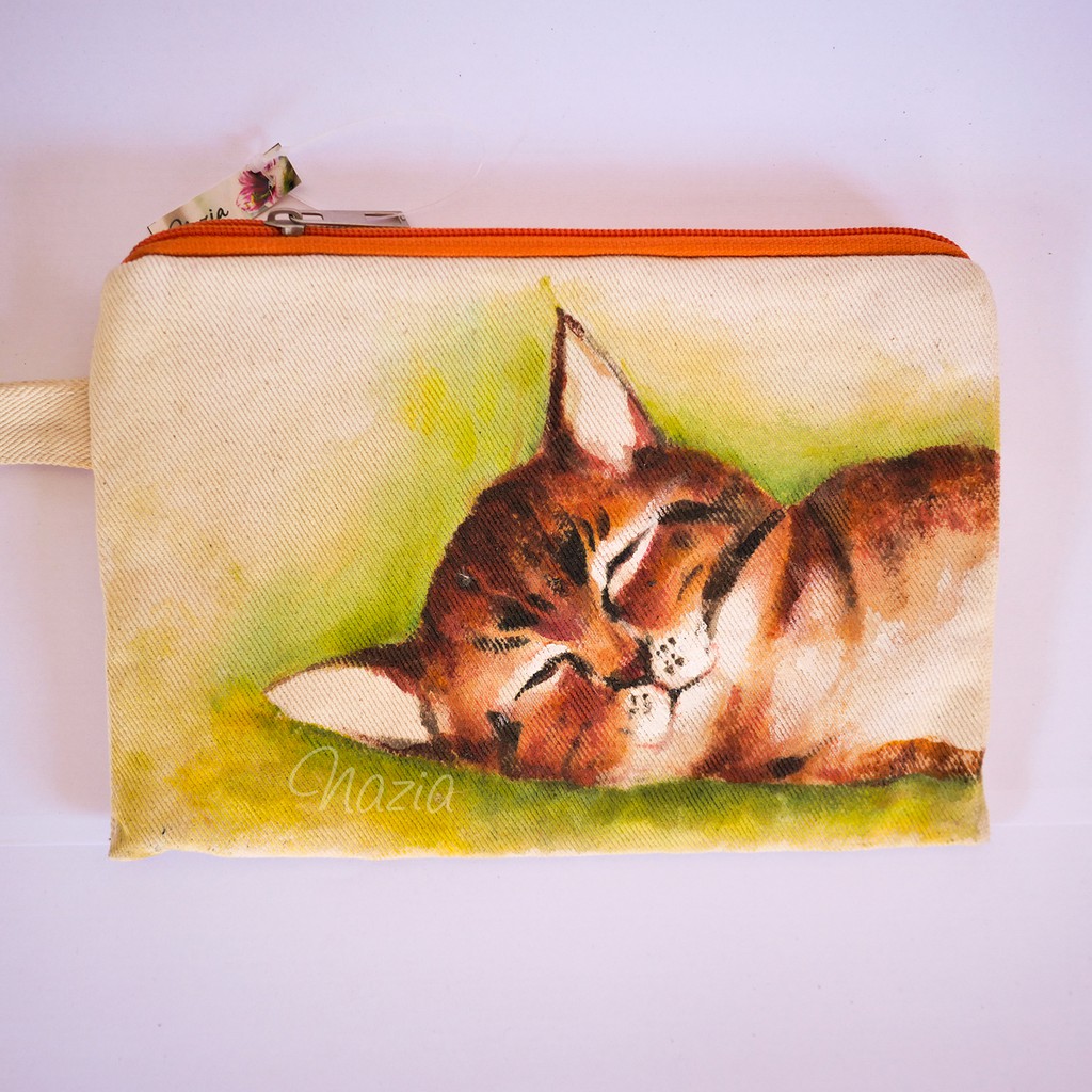 

Pouch Lukis Sleepy Cat Nazia Fabric Painting