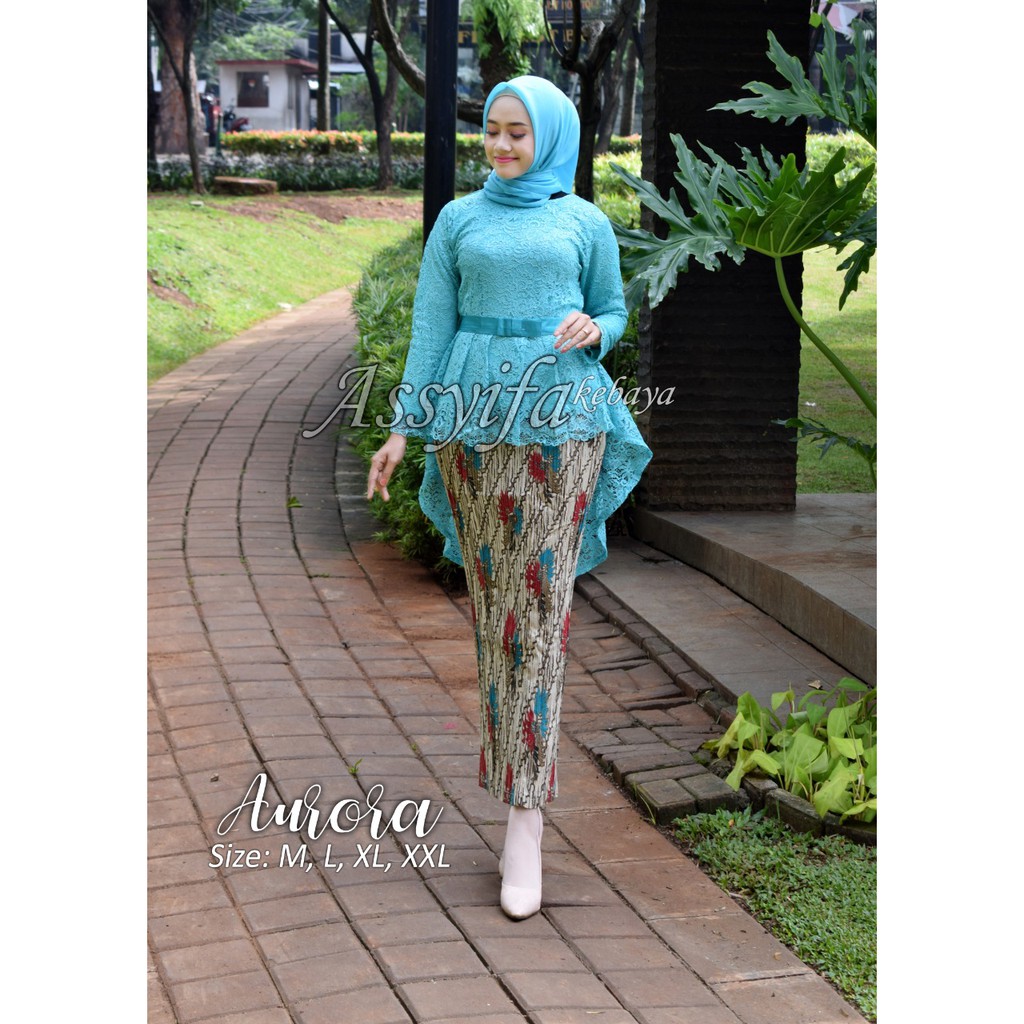 SB Collection Stelan Kebaya Lisa Blouse Brukat Pita Dan Rok Plisket Maxi Jumbo Batik Wanita